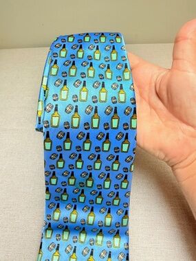 Beaux Tied Silk Necktie Bourbon Bottles Barrels Kentucky Derby Graduation Formal